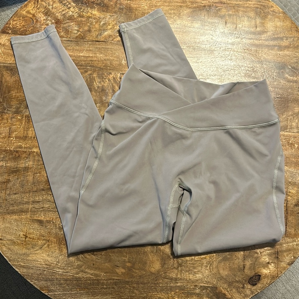 Alphalete Crossover Leggings
